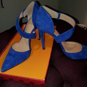 Vince Camuto Pumps